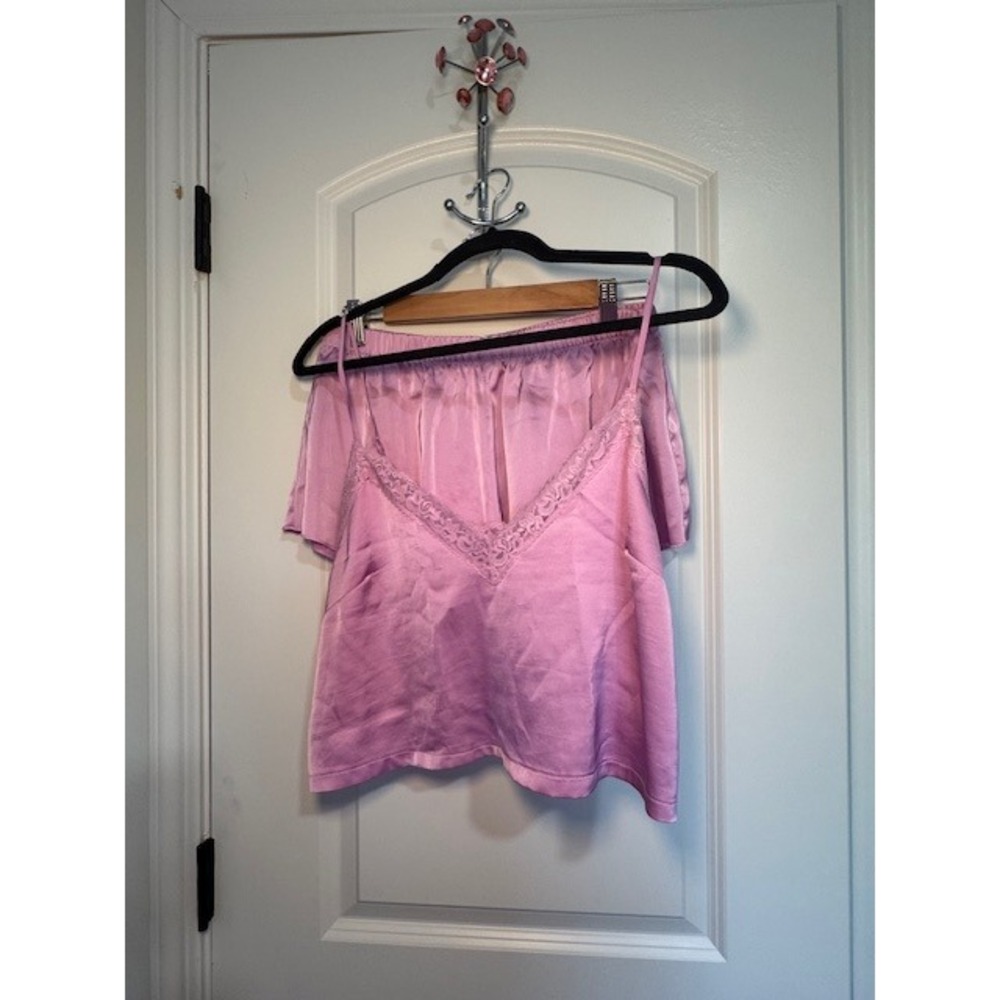 Colsie‎ Satin Lace Trim Pajama Set Cami Shorts Size M